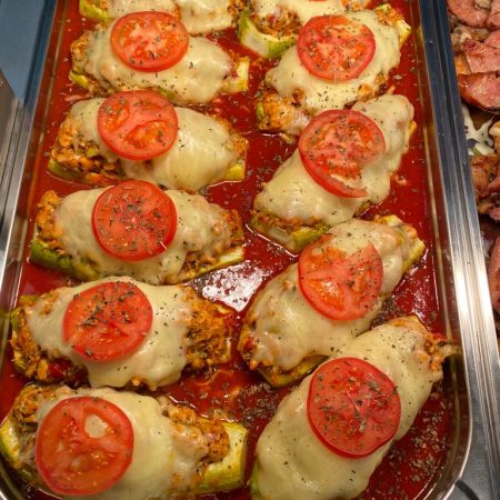 BARCUTA DIN DOVLECEL CU PUI SI LEGUME