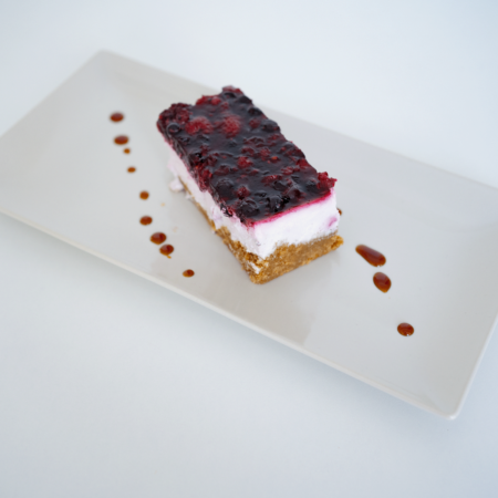 CHEESECAKE CU FRUCTE DE PADURE